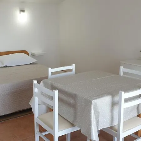 Oliva Apartman *