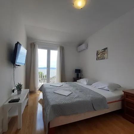 Oliva * Podgora (Split-Dalmatia)